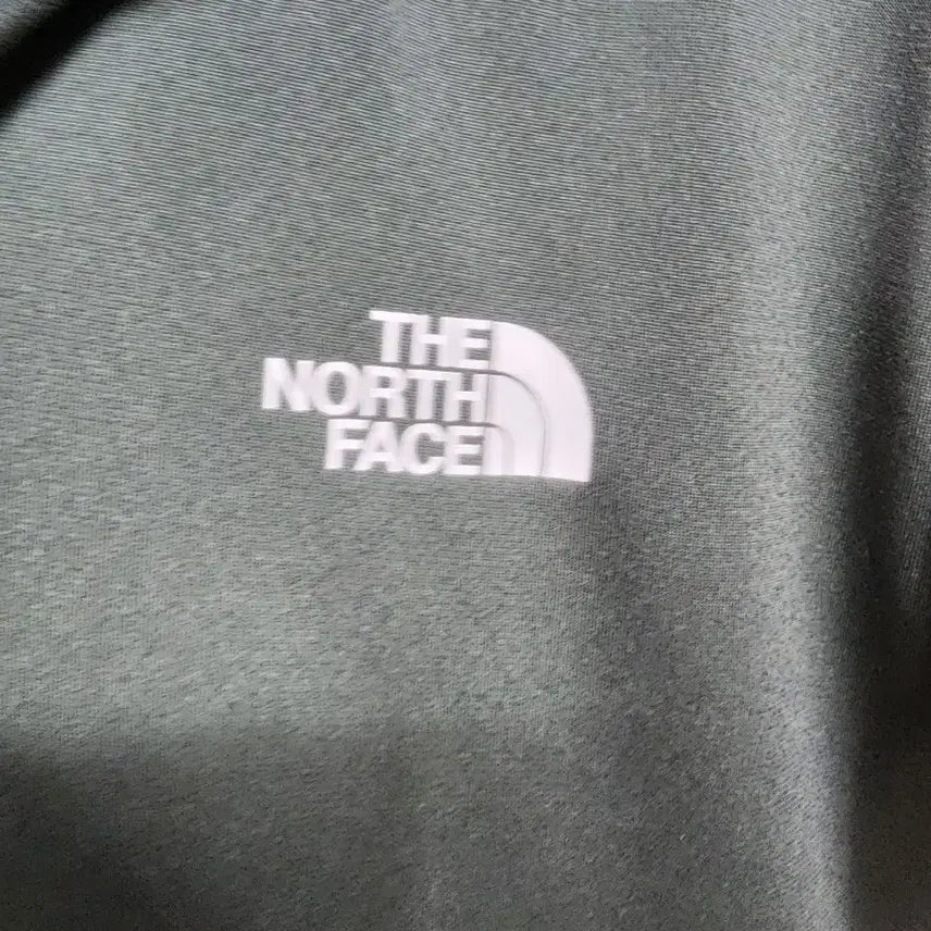 [BUNJANG] The North Face Women's Hoodie Zip-up (Size S) / 노스페이스 저지 후드집업 160사이즈 여성s