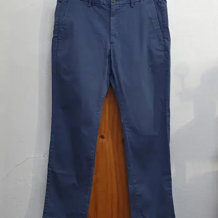 [BUNJANG] Uniqlo Chino Pants (32) / 유니클로 치노팬츠(32)