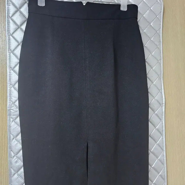 [BUNJANG] Pony Jean H-Line Midi Skirt / 포니지엔느 블랙 H라인 스커트 트임 치마 미디스커트 회사정장치마