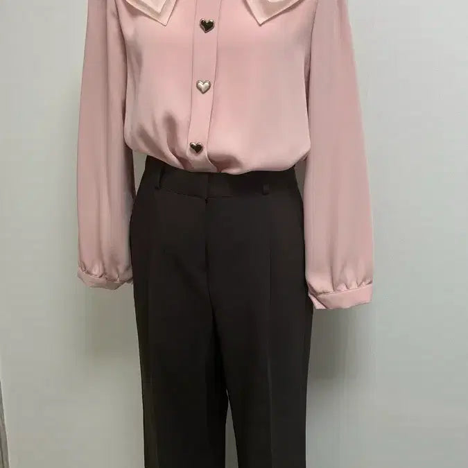 [BUNJANG] Cream Pink Blouse & Likement Brown Pants Set / Cream. 블라우스 + Likement 바지 셋업