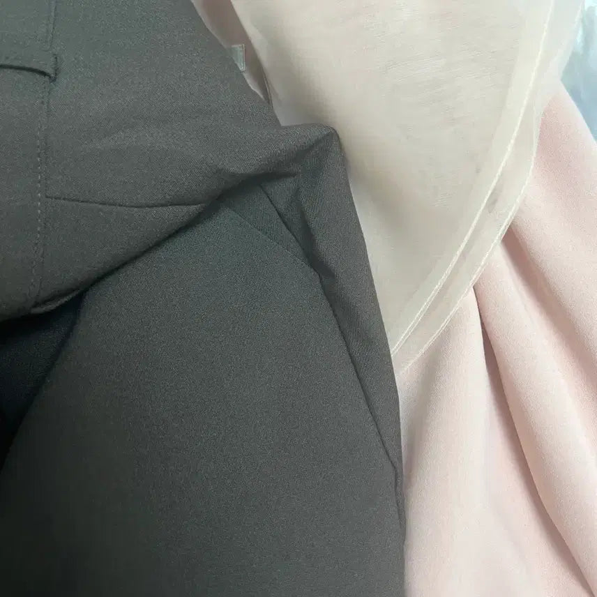 [BUNJANG] Cream Pink Blouse & Likement Brown Pants Set / Cream. 블라우스 + Likement 바지 셋업