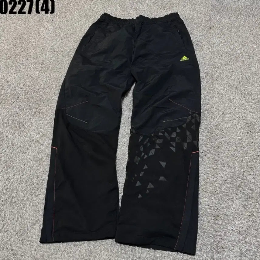 [BUNJANG] Adidas Black Training Pants (Size 100) / 아디다스 블랙 트레이닝 바지 100