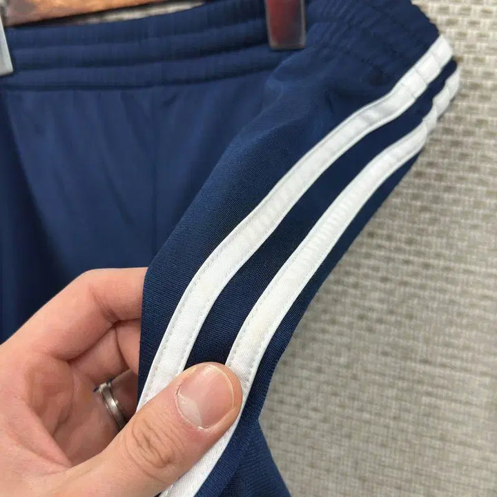 [BUNJANG] Adidas Three Stripes Track Pants / 아디다스 삼선로고 트랙팬츠 츄리닝바지 150 M12836