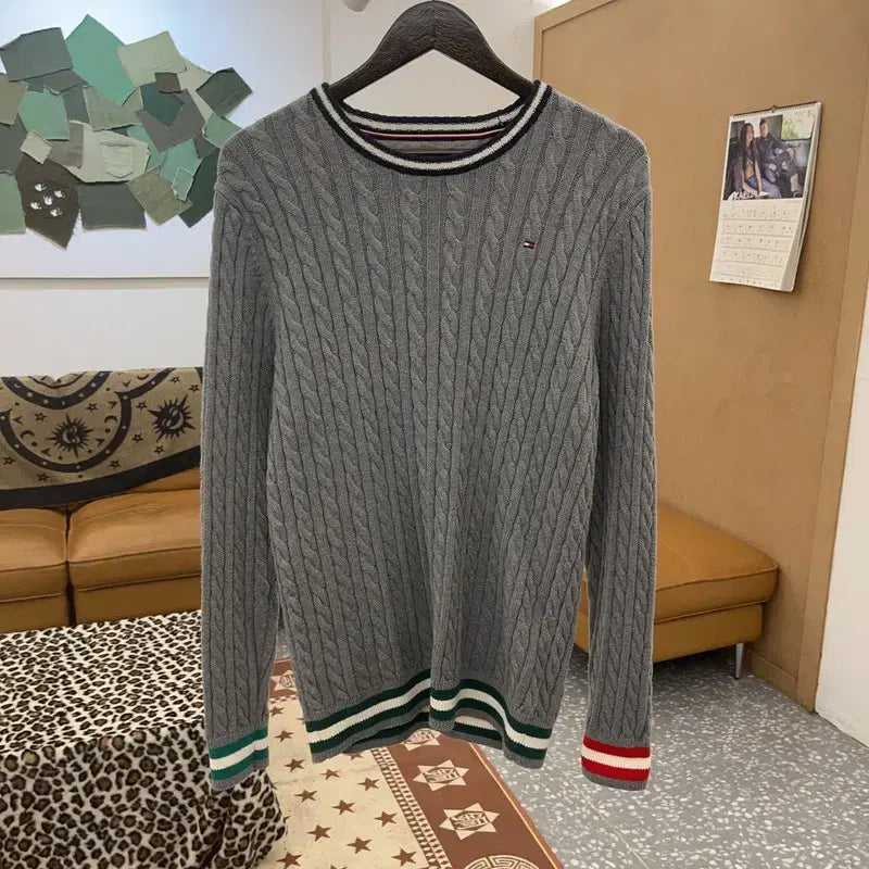[BUNJANG] Tommy Hilfiger Vintage Retro Cable Knit Sweater / 타미힐피거 빈티지 레트로 캐주얼 배색 꽈배기 니트 176 C09552