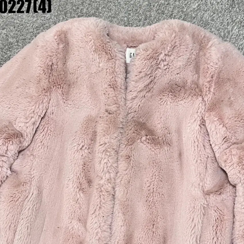 [BUNJANG] GAP Pink Fur Jacket (Size S) / GAP 갭 핑크 퍼 자켓 s