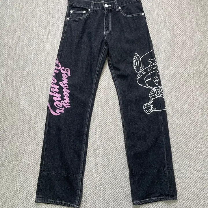 [BUNJANG] One Piece Chopper Denim Pants / 원피스 프린팅 밑단 체크 쵸파 데님 팬츠 J04092