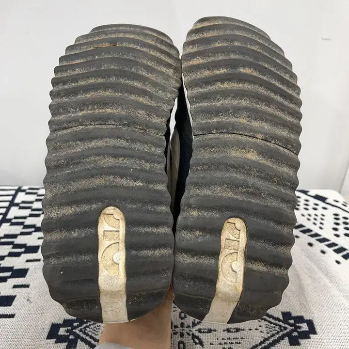 [BUNJANG] Nike Air Max Dawn Sneakers 255 / 나이키 에어맥스 던 스니커즈 운동화 255 E02350