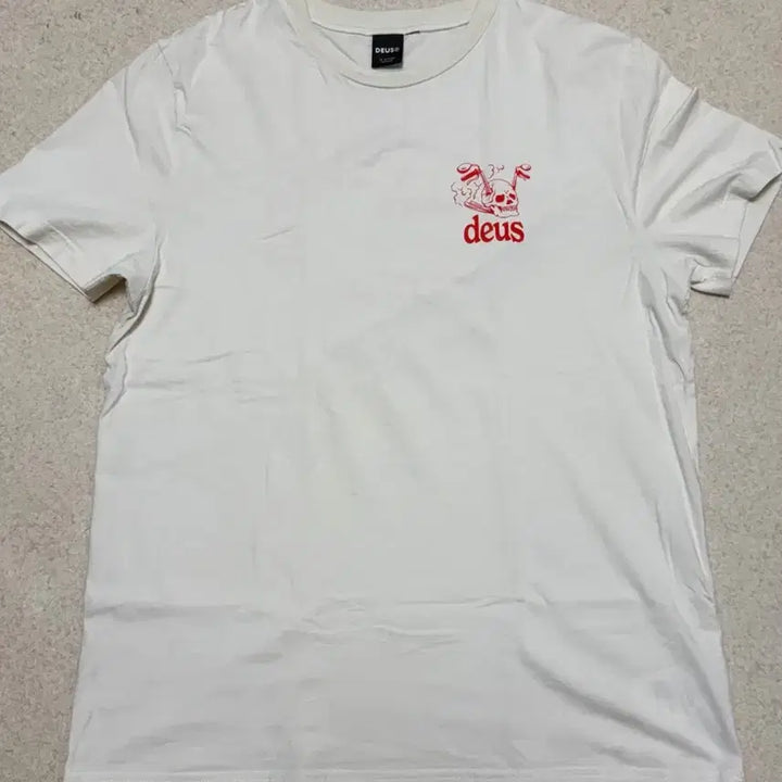 [BUNJANG] Deus Ex Machina Crossroads T-shirt Vintage White / 데우스 엑스 마키나 크로스로드 티셔츠 빈티지 화이트