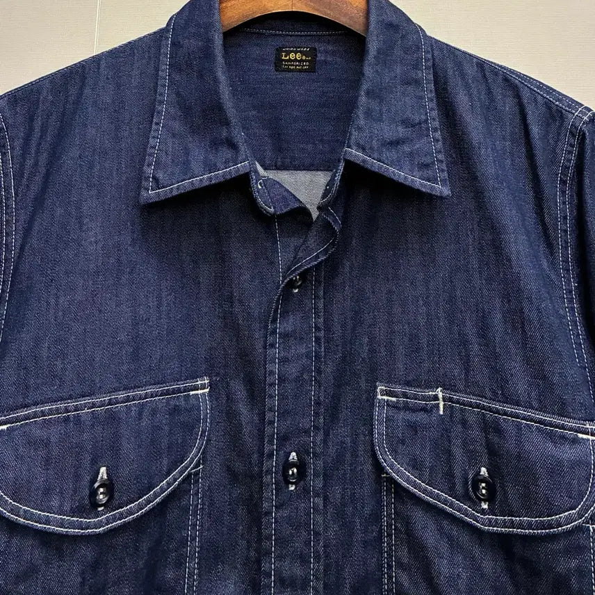 [BUNJANG] Lee Cotton Chambray Denim Two-Pocket Work Shirt Indigo Blue / (M)LEE 리 코튼 샴브레이 데님 투포켓 워크셔츠 인디고블루