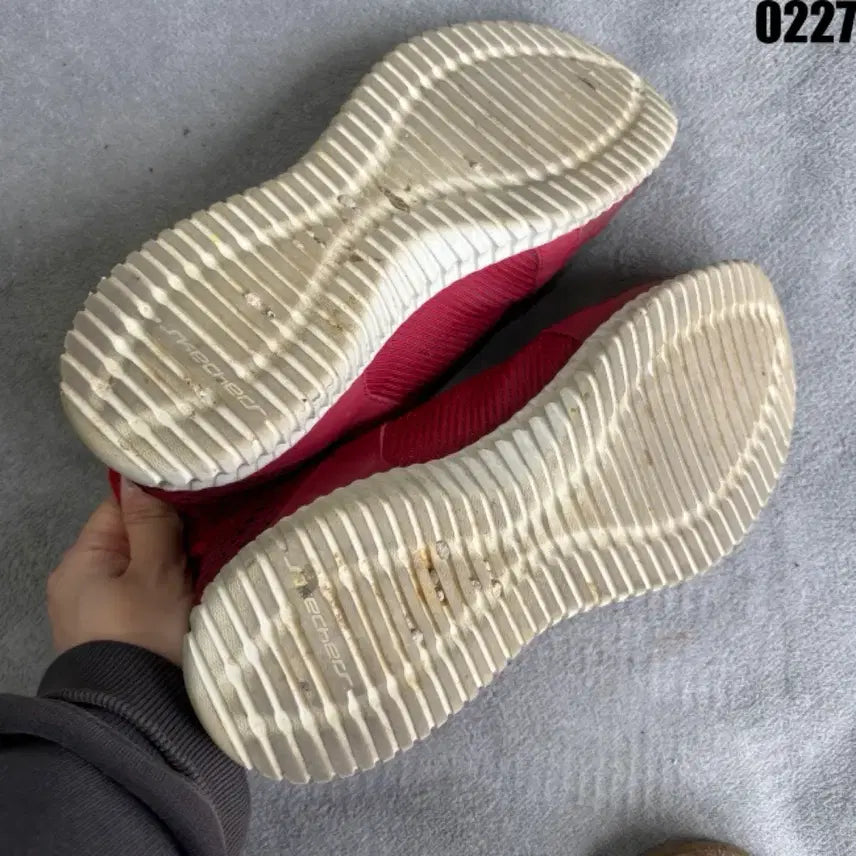 [BUNJANG] Red Mesh Sneakers / 레드 메쉬 운동화 스니커즈