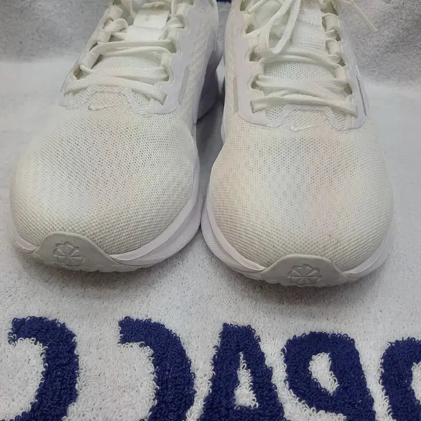 [SOLD OUT] 나이키 다운쉬프터 240mm