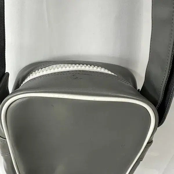 [BUNJANG] OS Leather Crossbody Bag / [OS] ON BOARD 레더 크로스백