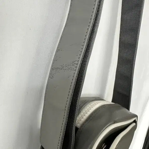 [BUNJANG] OS Leather Crossbody Bag / [OS] ON BOARD 레더 크로스백