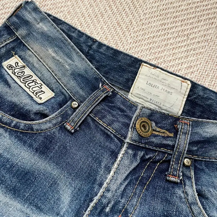 [BUNJANG] Lolita Jean Concert Distressed Denim Pants / 로리타 진 x concert dib 디스트로이드 데님팬츠 J04094