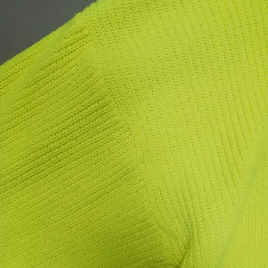 [BUNJANG] B747 Oversized Fluorescent Knit Sweater / [프리] B747 오버핏 형광 니트 스웨터