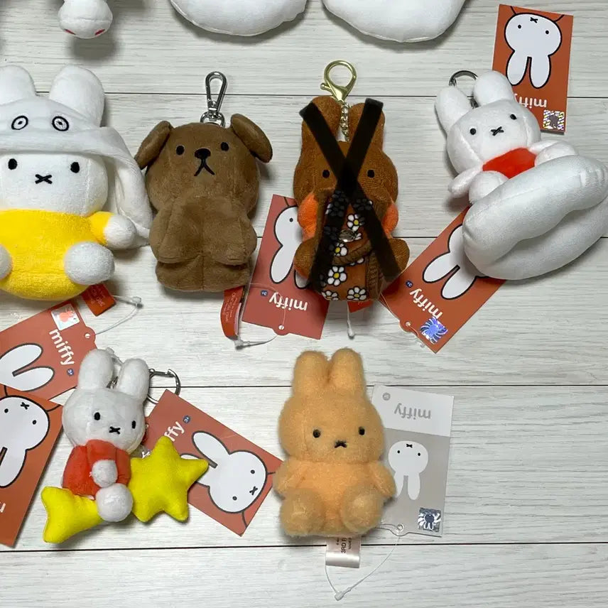 [BUNJANG] Miffy & Melanie Doll Keyring / 미피 & 태닝미피(멜라니) 인형 키링 무조건 개당 5300원에 판매해용