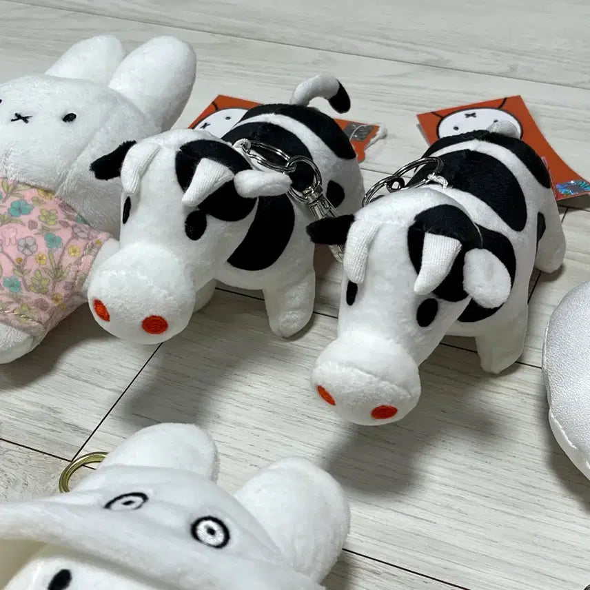 [BUNJANG] Miffy & Melanie Doll Keyring / 미피 & 태닝미피(멜라니) 인형 키링 무조건 개당 5300원에 판매해용