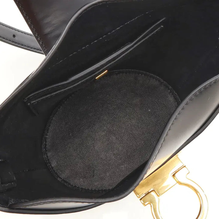 [BUNJANG] Ferragamo Tripolio Mini Shoulder Bag / 페라가모 트리폴리오 숄더백 미니