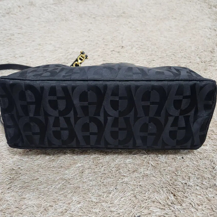 [BUNJANG] Aigner Long Handle Shoulder Bag / (빈티지박스) 아이그너 정품 여성 롱핸들 숄더백