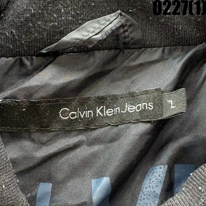 [BUNJANG] Calvin Klein Quilted Black Jacket (Men's) / 캘빈클라인 블랙 퀄팅 남성 자켓 M