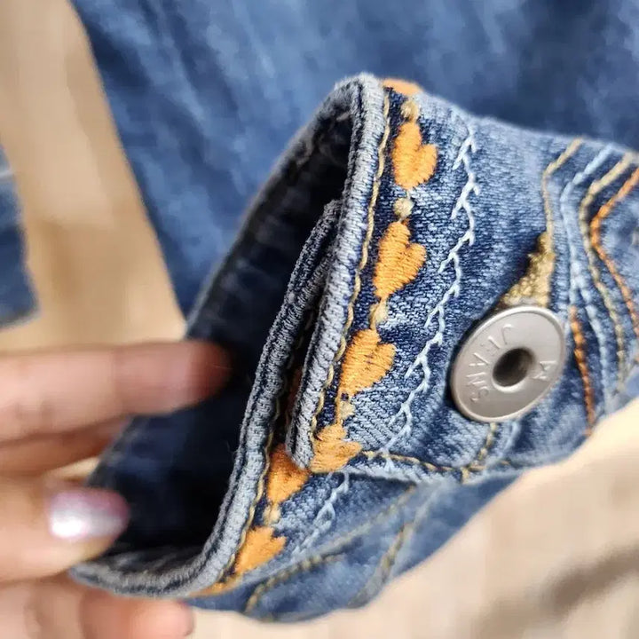 [BUNJANG] Embroidered Denim Jacket / 696) 여성 자수 포인트 데님자켓