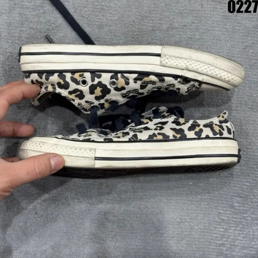 [BUNJANG] Converse Chuck Taylor Leopard Low Sneakers / 컨버스 척테일러 레오파드 로우 스니커즈