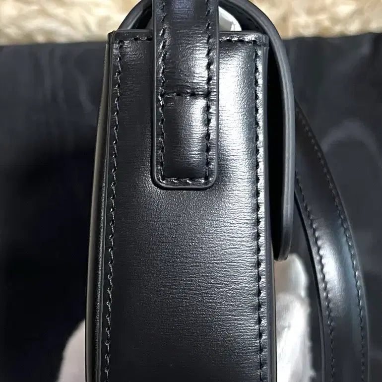 [BUNJANG] Celine Claude Shoulder Bag / [미사용새상품] 셀린느 클로드 숄더백 급처합니다