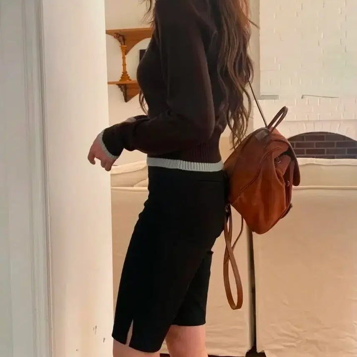 [BUNJANG] Marion Logo Crop Knit Top / 메리온 로고 배색 크롭니트