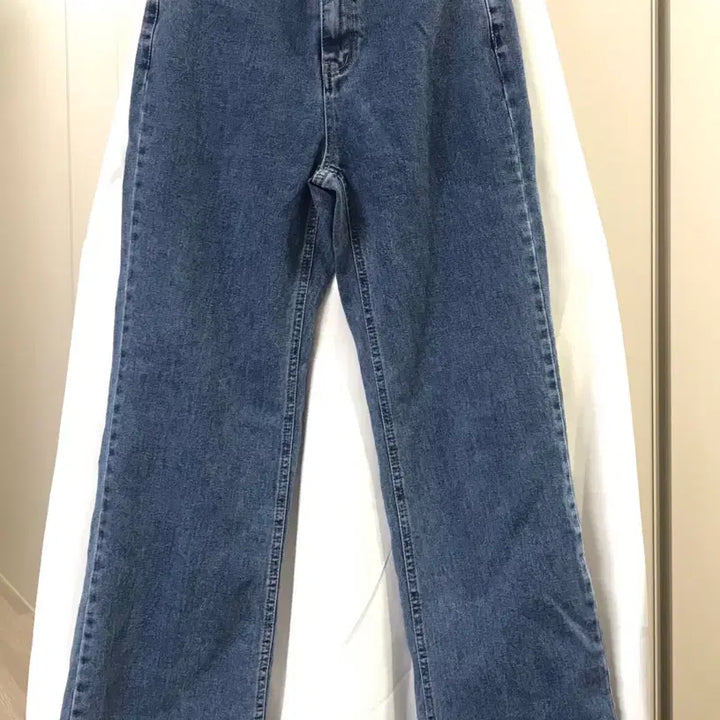 [BUNJANG] OOTJ Jeans (Size S) / OOTJ 청바지(S사이즈)
