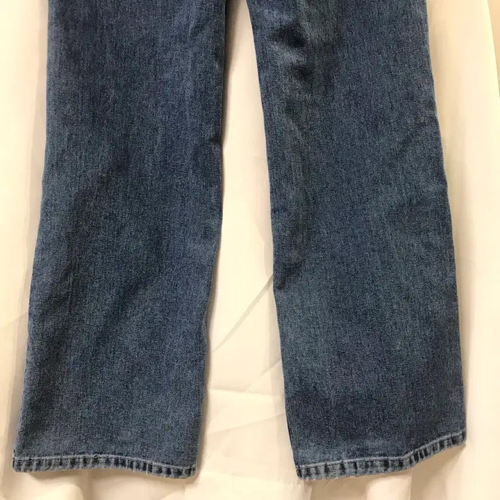 [BUNJANG] OOTJ Jeans (Size S) / OOTJ 청바지(S사이즈)