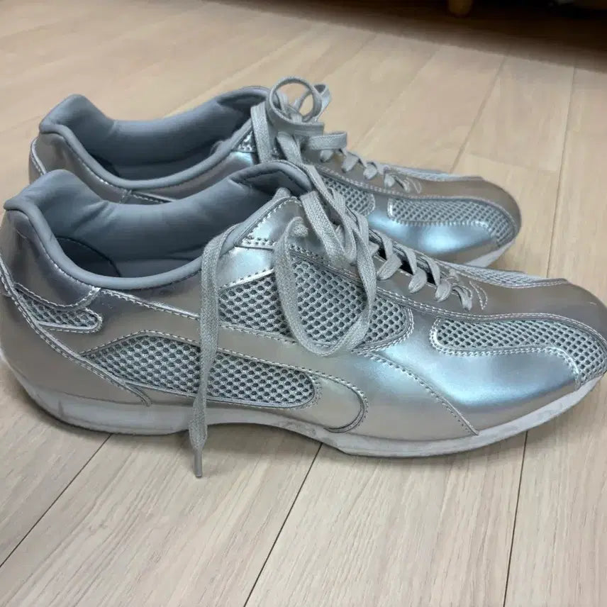 [BUNJANG] Yase Spider Leather Sneakers Silver 285 / 야세 스파이더 레더 스니커즈 실버 285