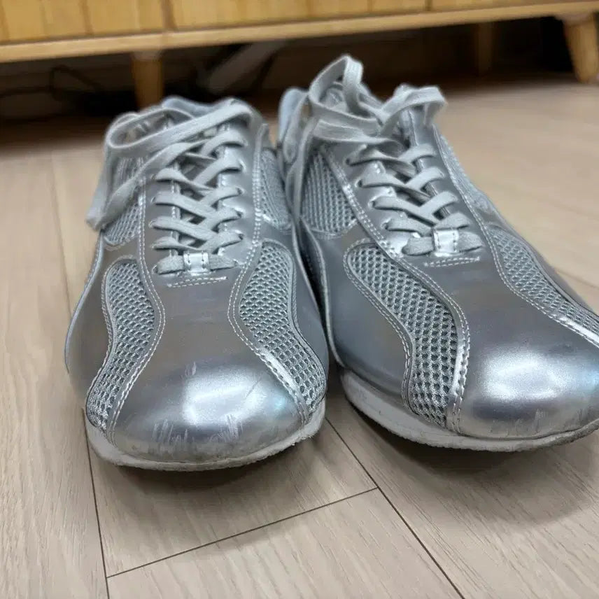 [BUNJANG] Yase Spider Leather Sneakers Silver 285 / 야세 스파이더 레더 스니커즈 실버 285