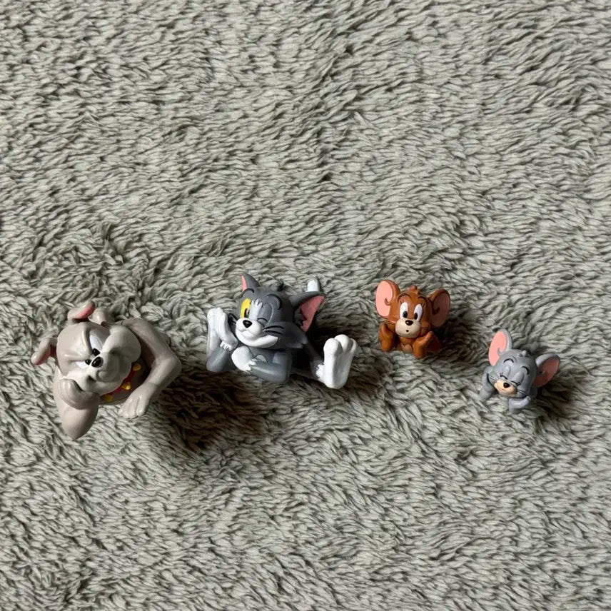 [BUNJANG] Tom and Jerry Chilling Time Figure Bundle Set / (세트) 톰과제리 칠링 타임 가챠 피규어 4개 일괄