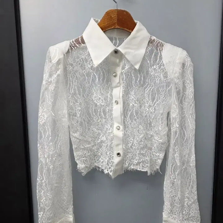 [BUNJANG] Lace Crop Blouse / 레이스 크롭 블라우스