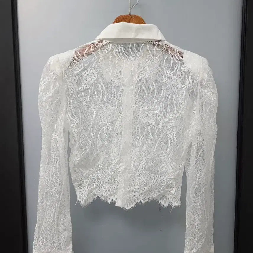[BUNJANG] Lace Crop Blouse / 레이스 크롭 블라우스