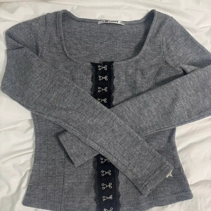 [BUNJANG] Set Up Exe Long Sleeve / 셋업이엑스이 롱슬리브