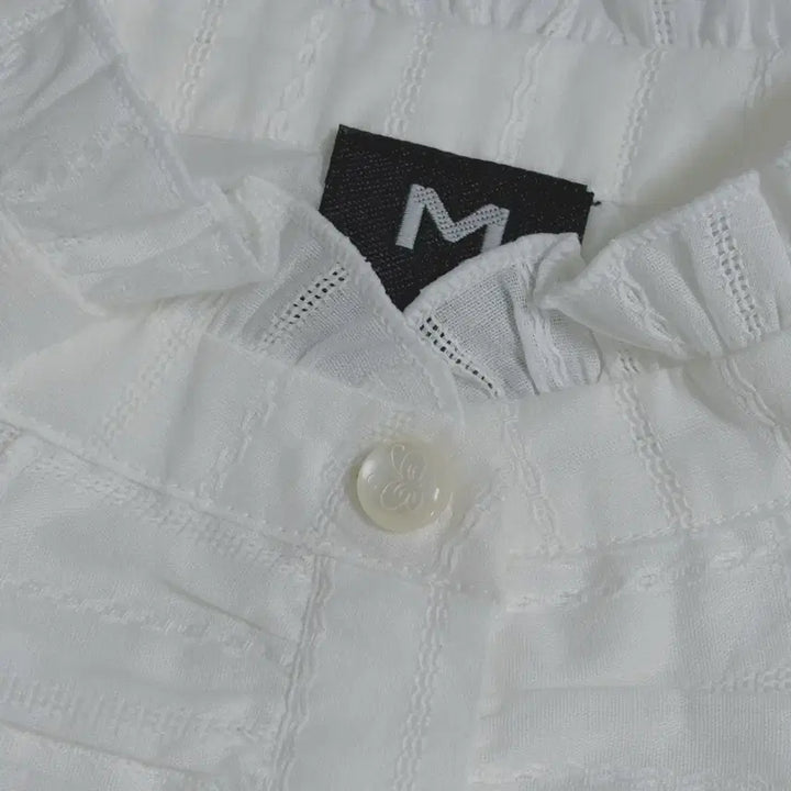 [BUNJANG] White Frill Blouse Shirt / 고퀄양복 화이트 프릴 블라우스 셔츠 양산형 로리타