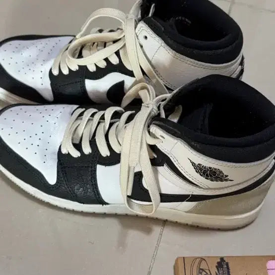 [BUNJANG] Nike Jordan 1 Retro High OG Bleached Coral Sneakers / 나이키 조던1 레트로 하이 OG 블리치드코랄
