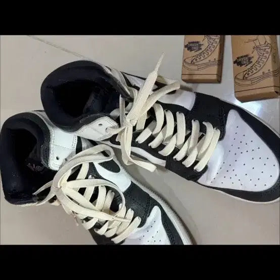 [BUNJANG] Nike Jordan 1 Retro High OG Bleached Coral Sneakers / 나이키 조던1 레트로 하이 OG 블리치드코랄