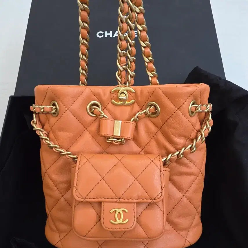 [BUNJANG] Chanel Atelier Backpack Limited Edition / 샤넬 공방 백팩 한정판