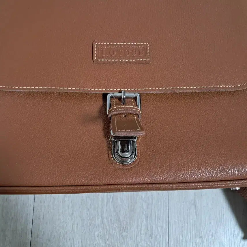 [BUNJANG] Loteff Natural Leather Backpack / 로터프 천연가죽 백팩
