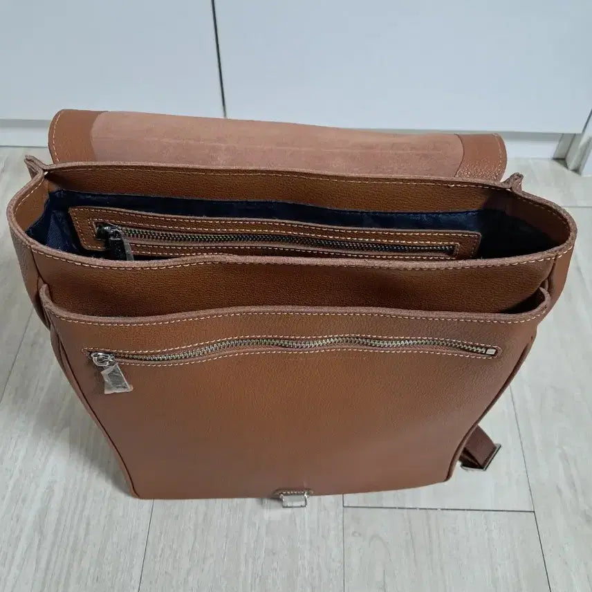 [BUNJANG] Loteff Natural Leather Backpack / 로터프 천연가죽 백팩