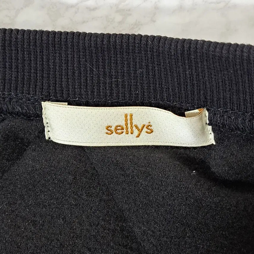 [BUNJANG] Celice Women's Quilted Two-Piece Set / 셀리스 여성 깔깔이 투피스 세트 free (c차30)