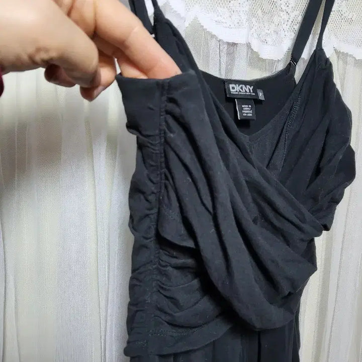 [BUNJANG] DKNY Sleeveless Midi Dress / DKNY 블랙 슬리브리스 원피스