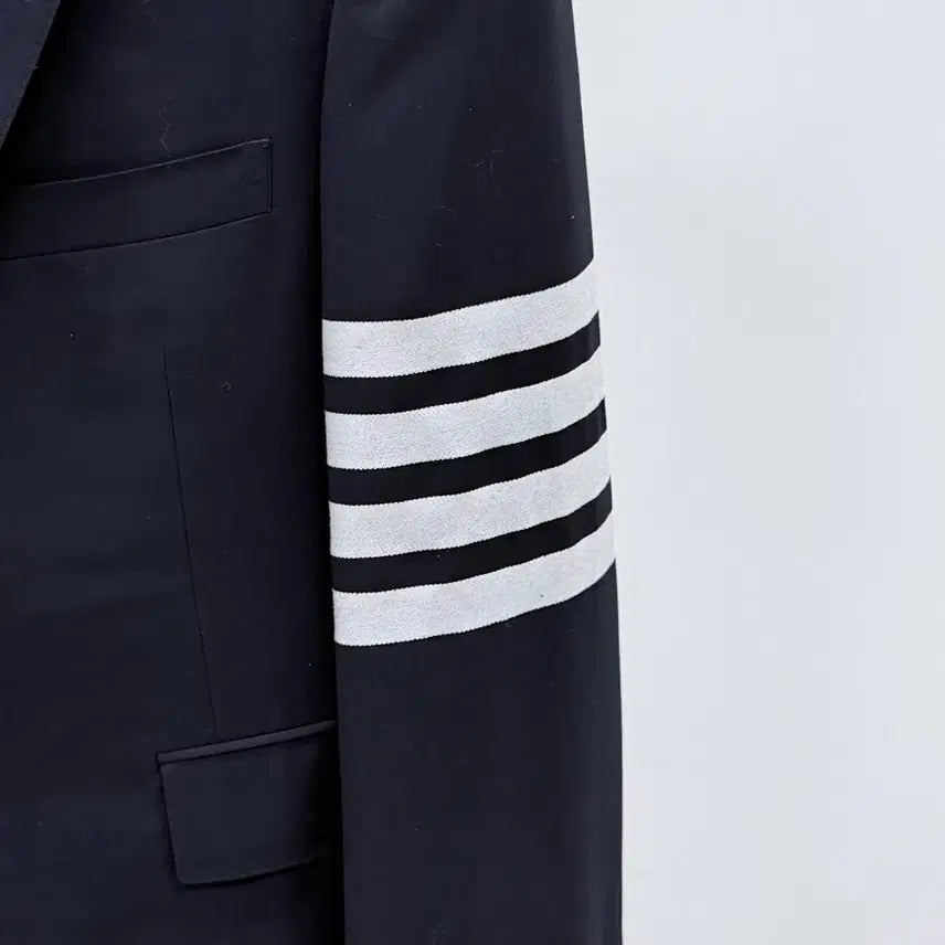 [BUNJANG] Thom Browne Weave Blazer Jacket Navy / [미사용/3] 톰브라운 사선완장 위브 블레이저 자켓 정장 네이비