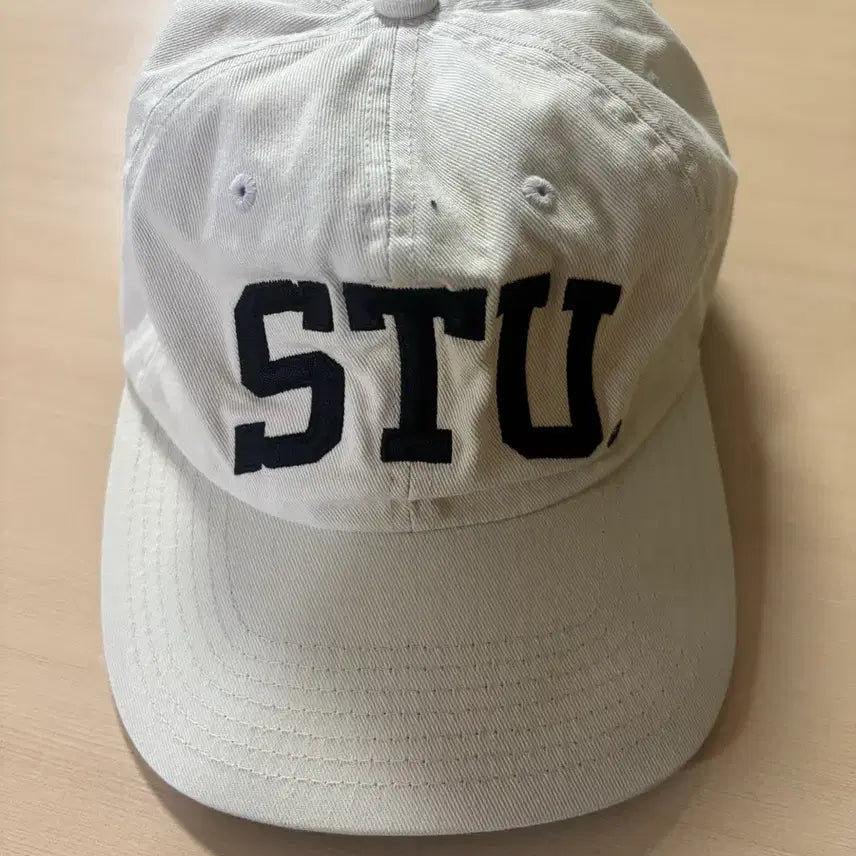 [BUNJANG] Stussy Arch Strap Bag Off White / 스투시 STU 아치 스트랩백 오프 화이트