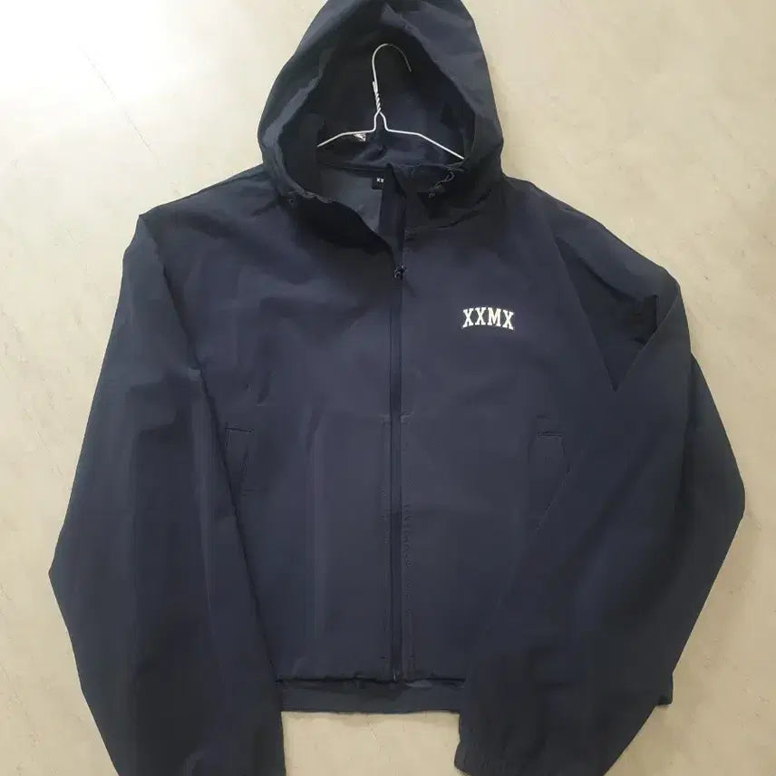 [SOLD OUT] 젝시믹스 크롭 바람막이