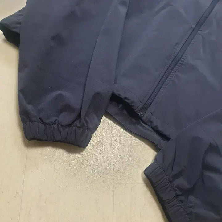 [SOLD OUT] 젝시믹스 크롭 바람막이