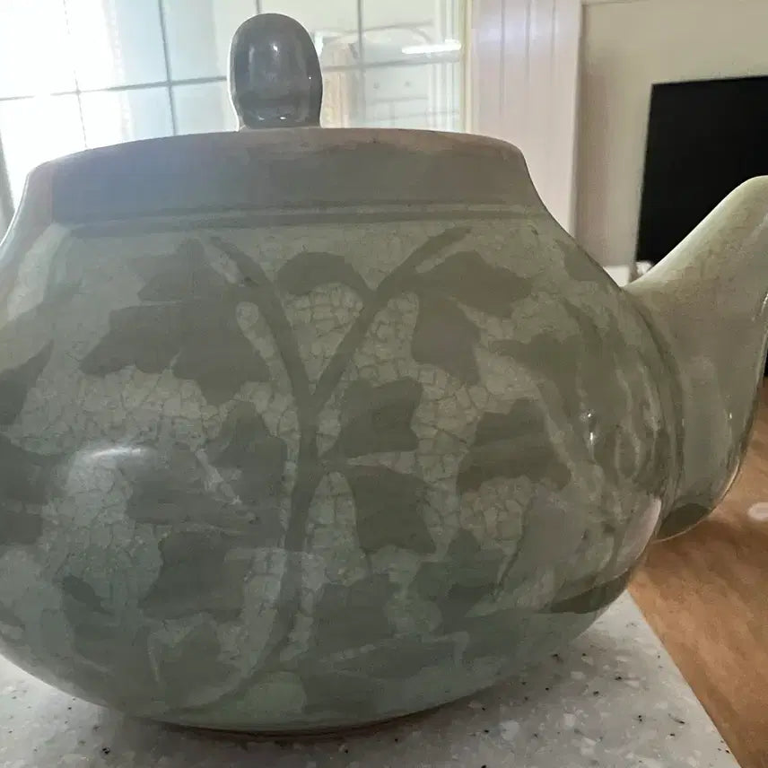 [BUNJANG] Celadon Porcelain Inlaid Peony Pattern Tea Set / 청자 상감 모란문 다기 세트