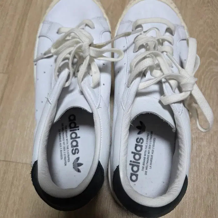 [BUNJANG] Adidas Sneakers 245 / 아디다스 스니커즈  245